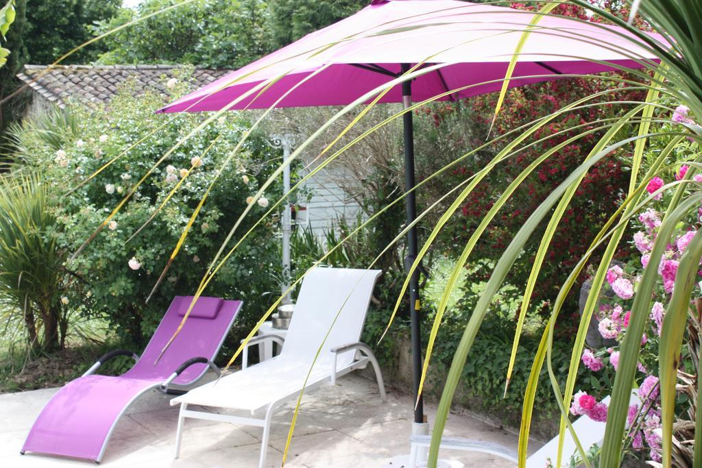 Le Domaine De La Lezardiere B&B Espiet Exteriör bild