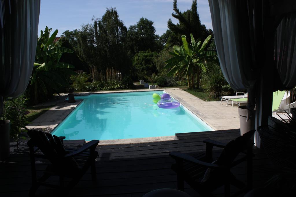 Le Domaine De La Lezardiere B&B Espiet Exteriör bild