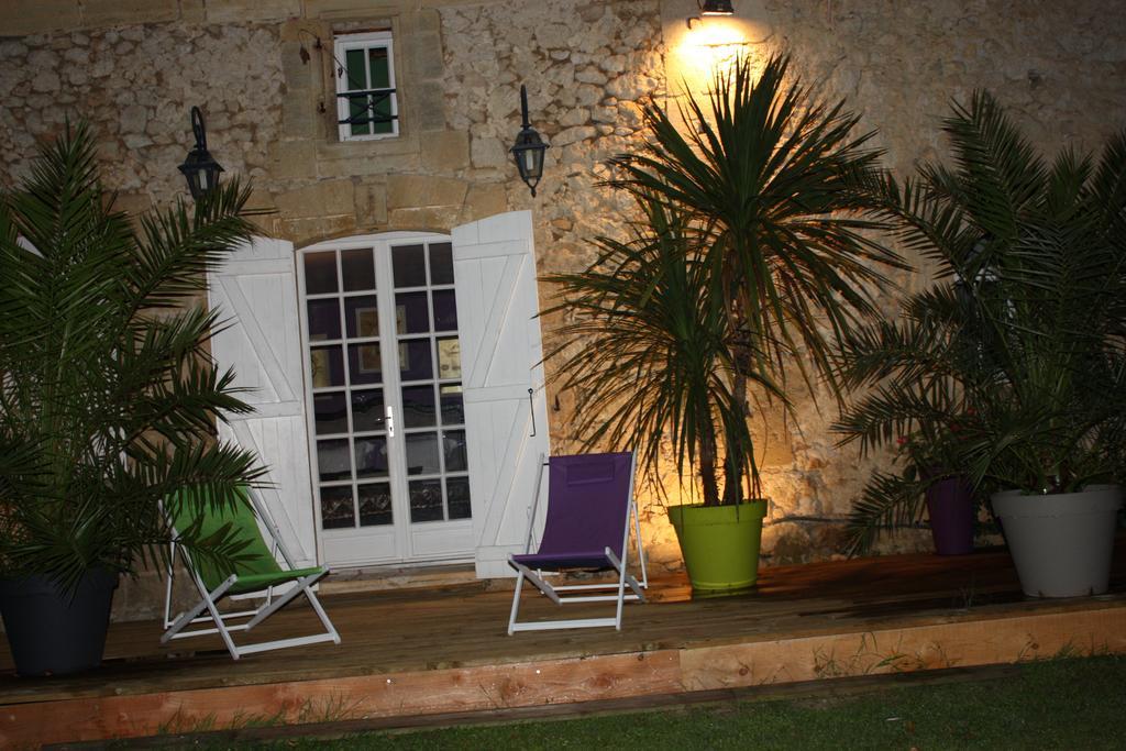 Le Domaine De La Lezardiere B&B Espiet Exteriör bild