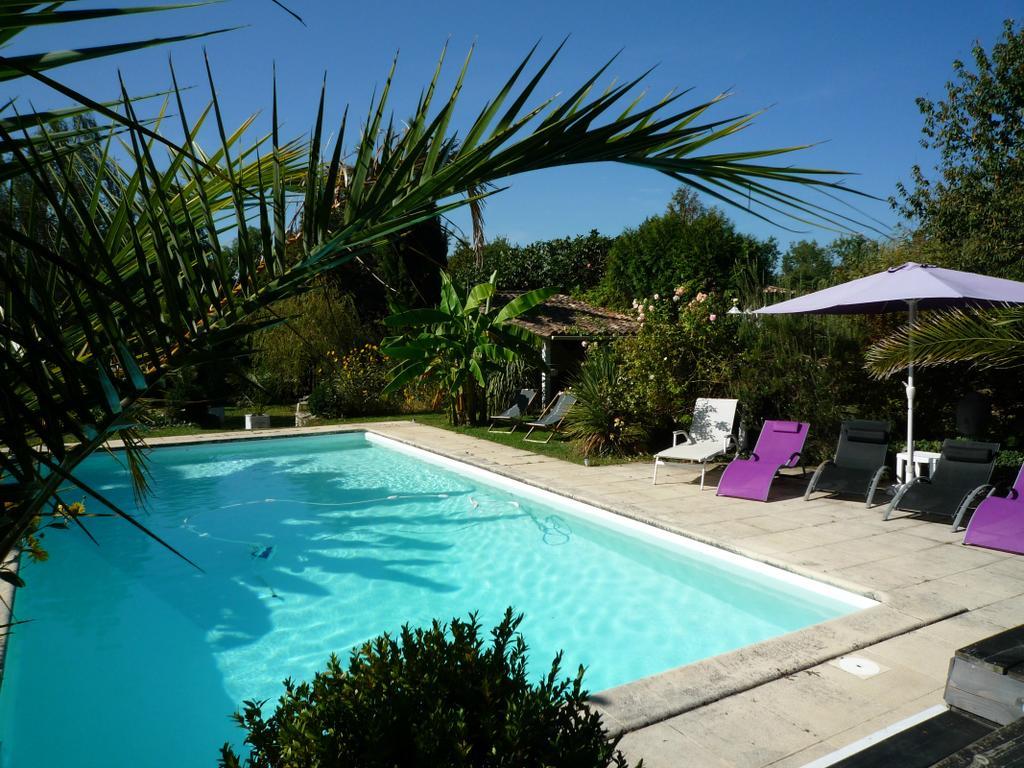 Le Domaine De La Lezardiere B&B Espiet Exteriör bild