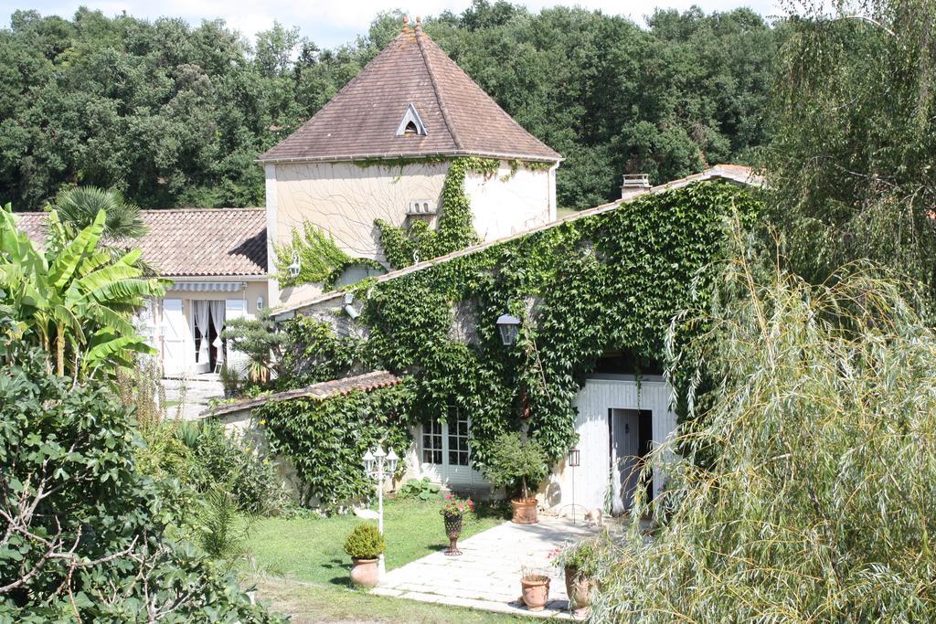 Le Domaine De La Lezardiere B&B Espiet Exteriör bild